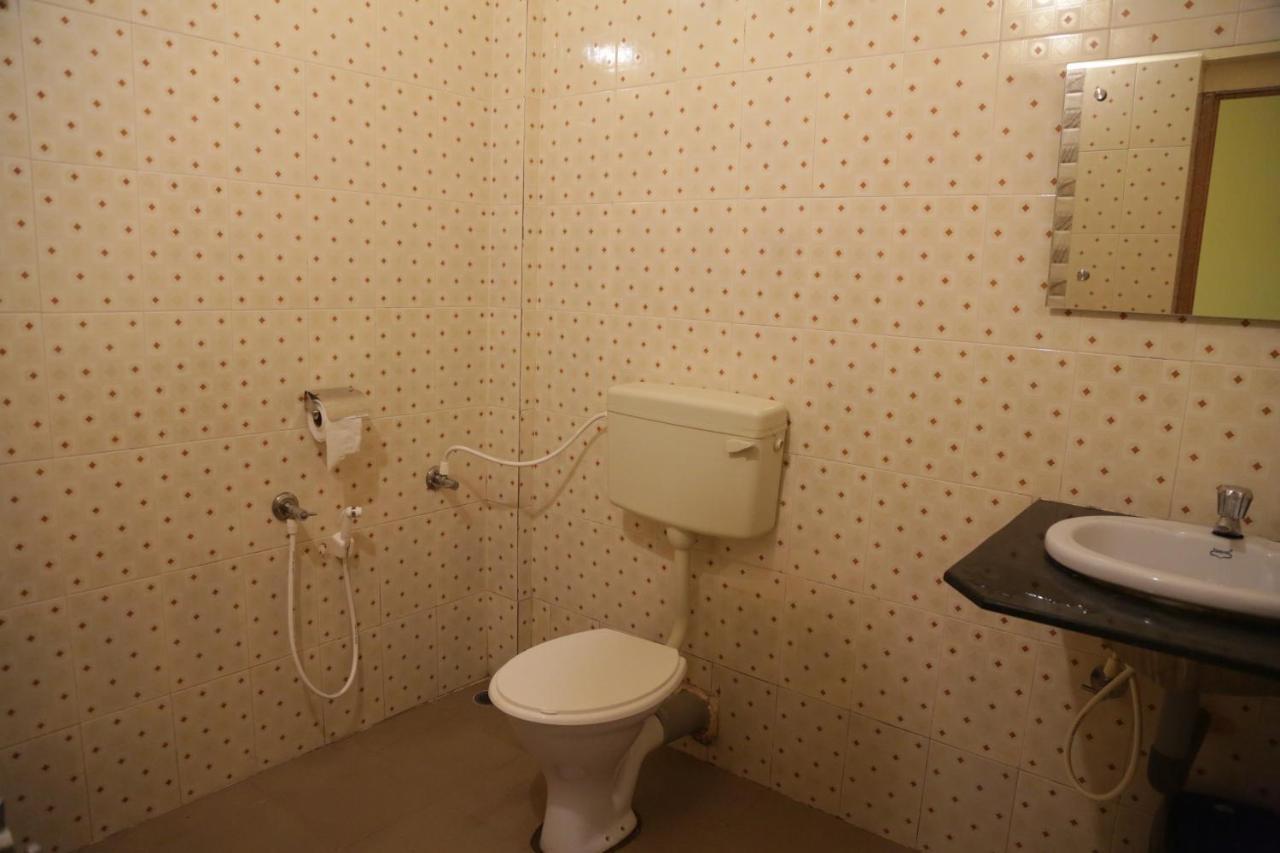 Namaste Sanjeevini Hotel Гокарна Стая снимка