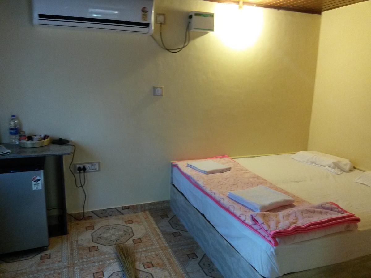 Namaste Sanjeevini Hotel Гокарна Екстериор снимка